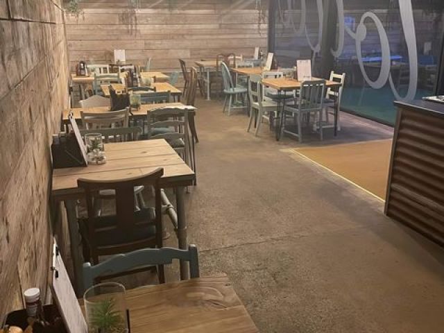 lolfa-cafe-llandeilo (9)-kireth-ai